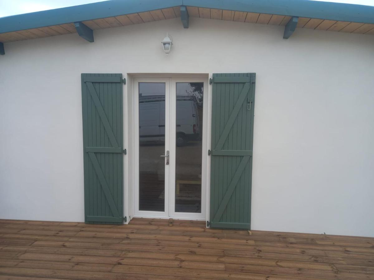 Une Petite Maison Et Sa Prairie Villefargeau Exterior foto