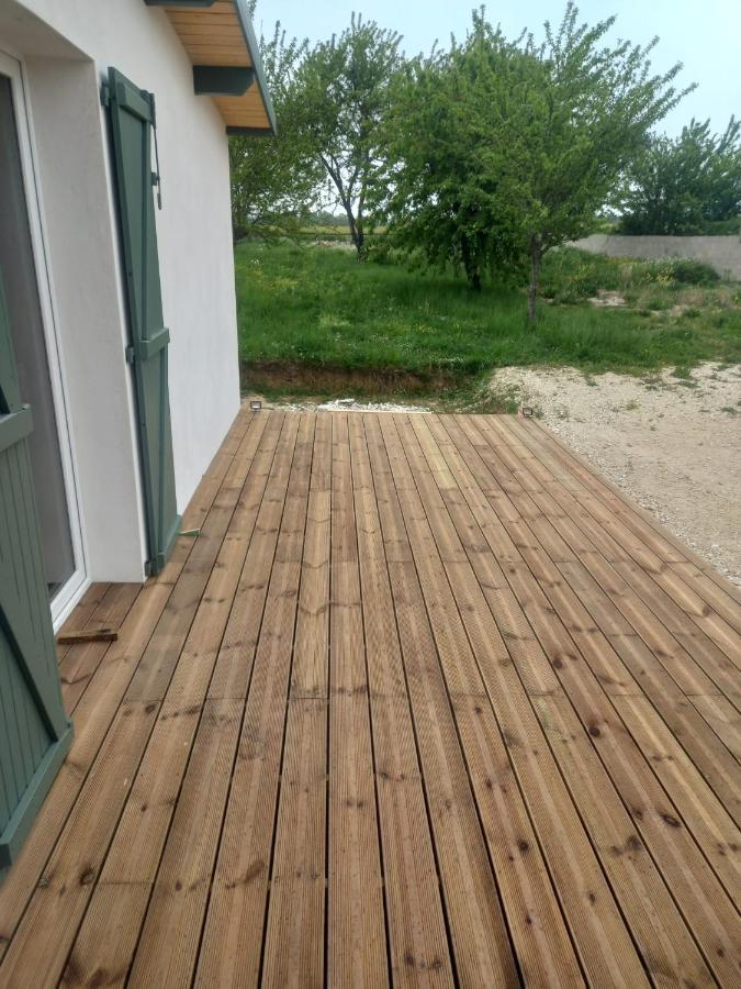 Une Petite Maison Et Sa Prairie Villefargeau Exterior foto